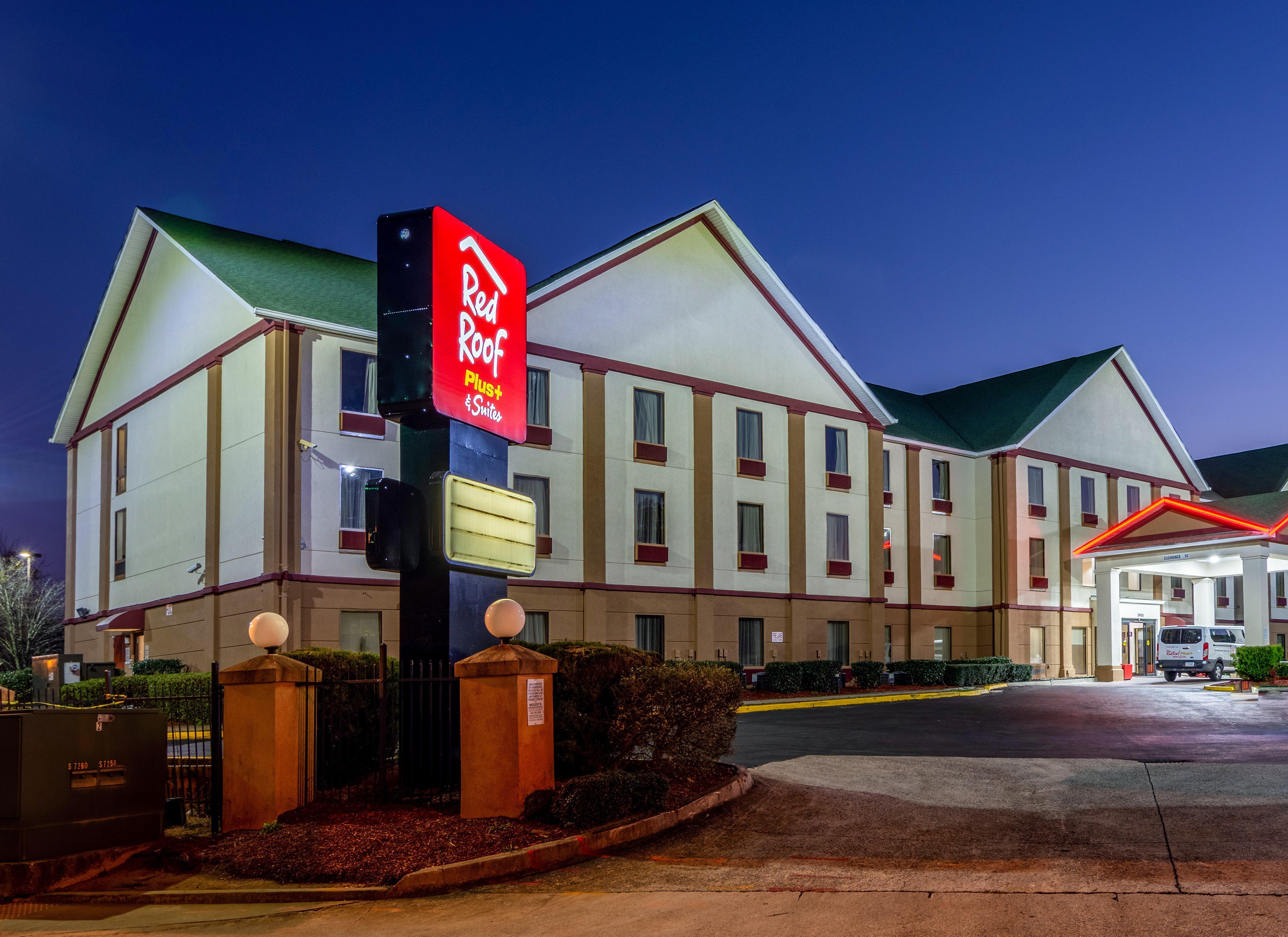 Red Roof Plus+ & Suites Atlanta Airport South Exterior foto